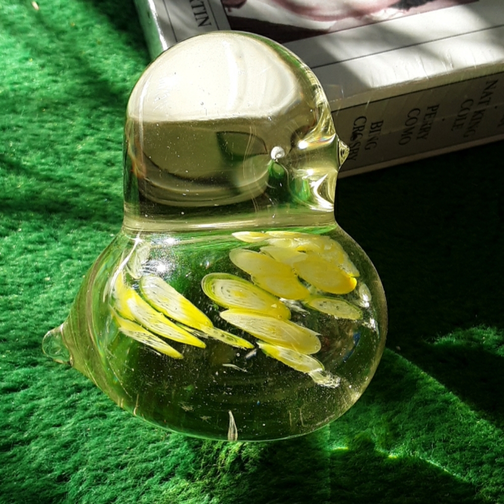 Bird shaped paper weight